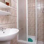 4442a לומבארדה